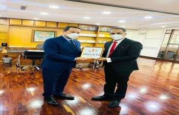 During the meeting today with H.E. Carlos Faria, Foreign Minister of Venezuela, Amb. Abhishek Singh gifted some Millet products. He briefed him about International Year of Millets 2023 and benefits of Millets for health and environment.